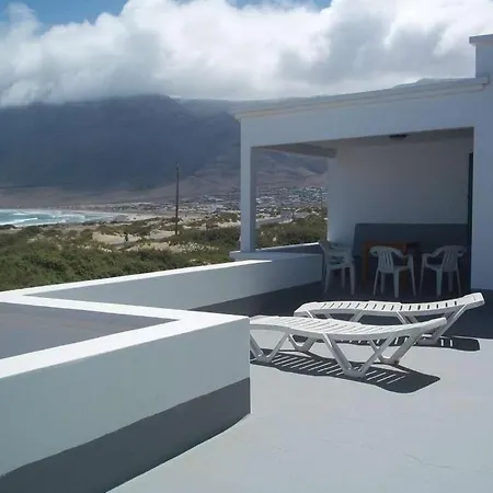 La Caleta Sleeps 10 Wifi Villa *