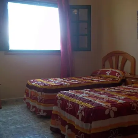 וילה La Caleta Sleeps 10 Wifi פאמארה