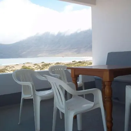 La Caleta Sleeps 10 Wifi וילה *
